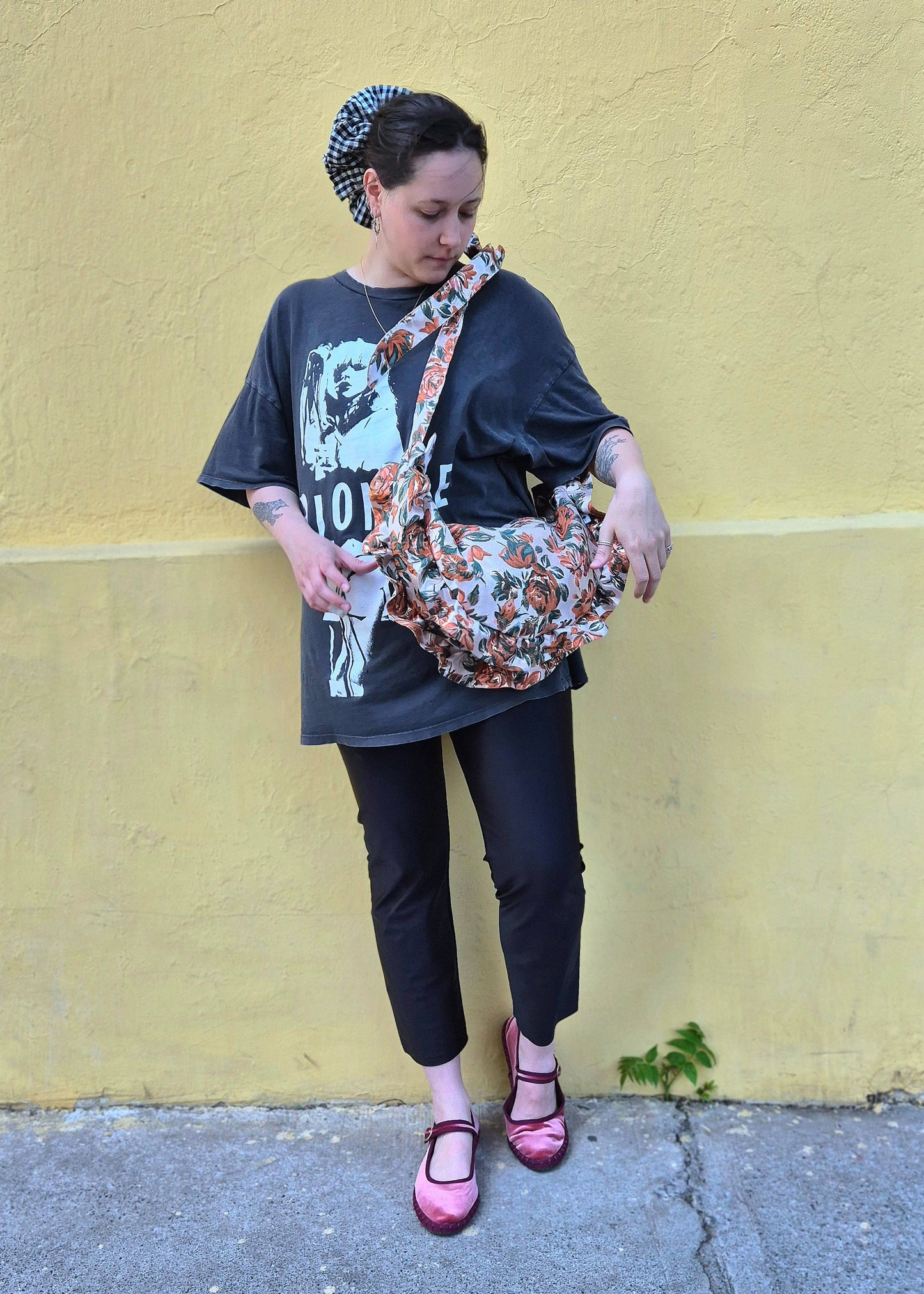 Cartera Hortensia flores beige